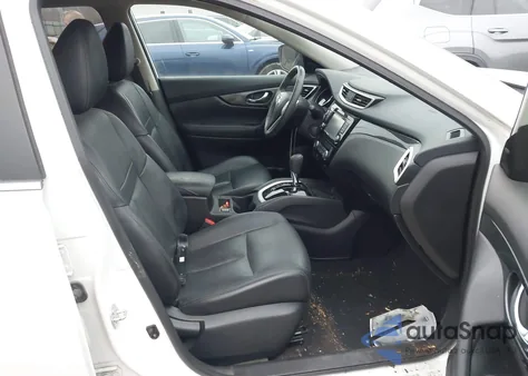 2015 Nissan Rogue Sl z USA, uszkodzony, nr VIN 5N1AT2MV1FC836318